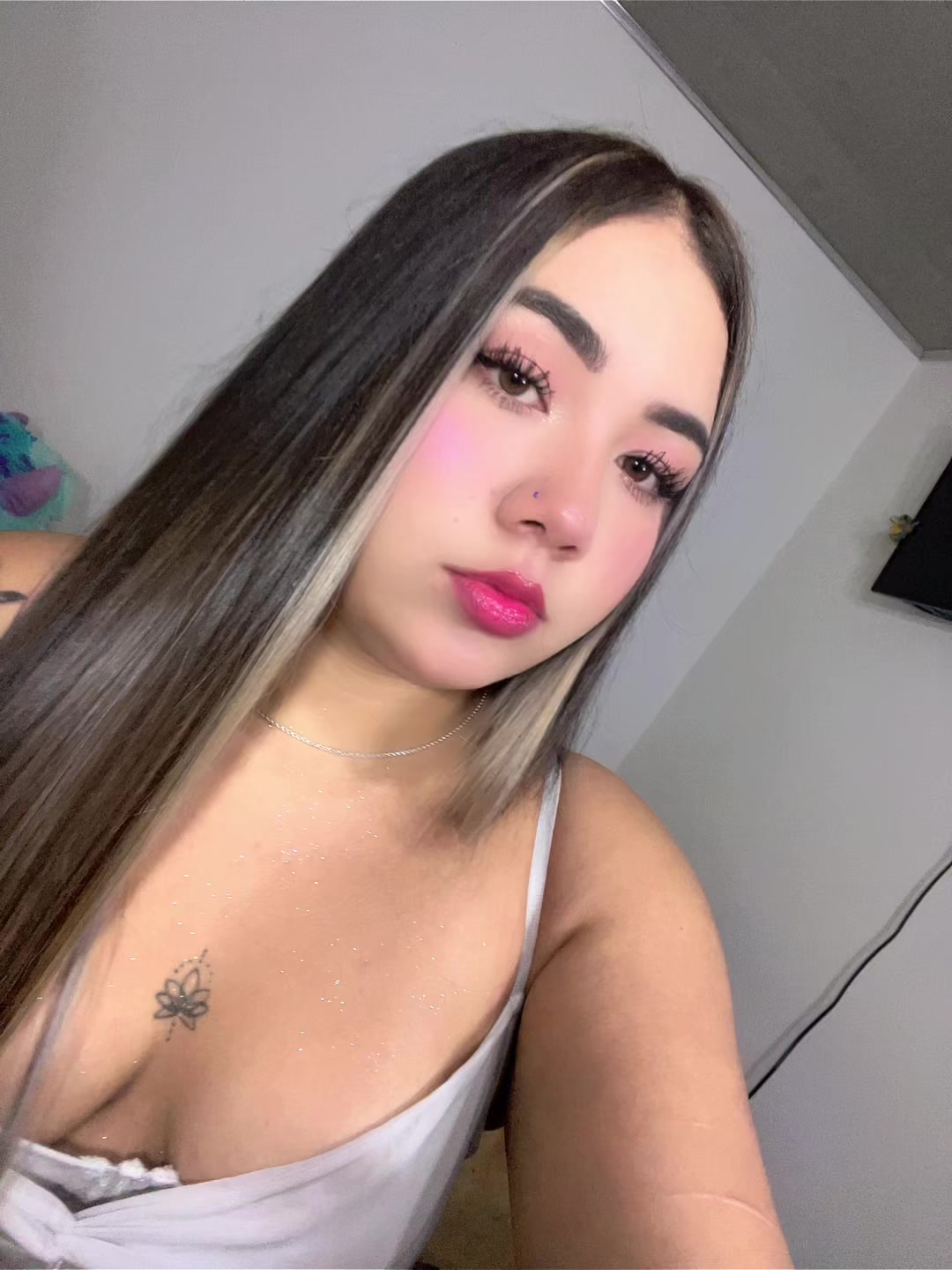 @Nicol Salazar 👑