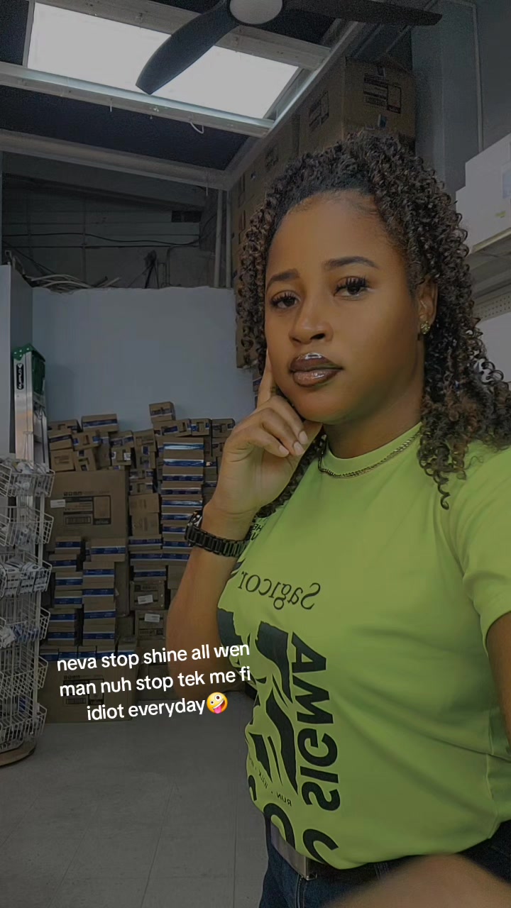 @lady crocs