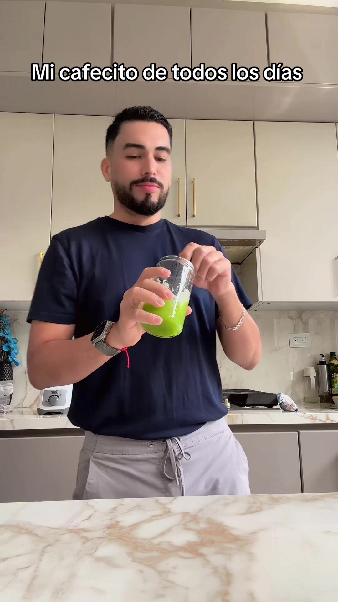 @Escorpi&oacute;n 🦂