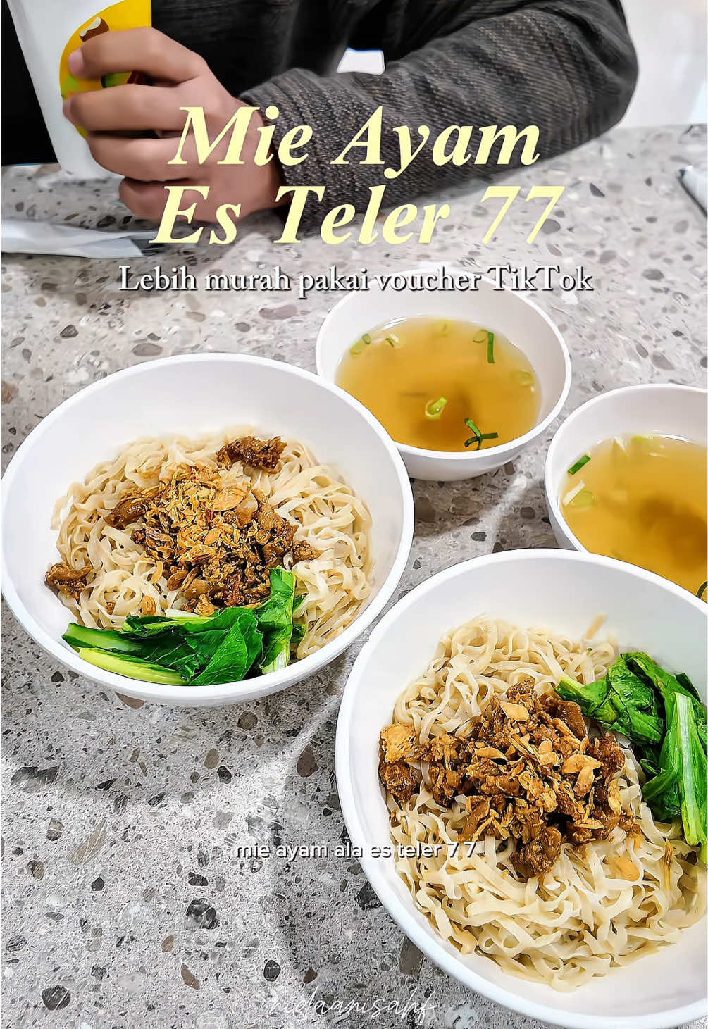 @nidaanisahf | Food & Travel