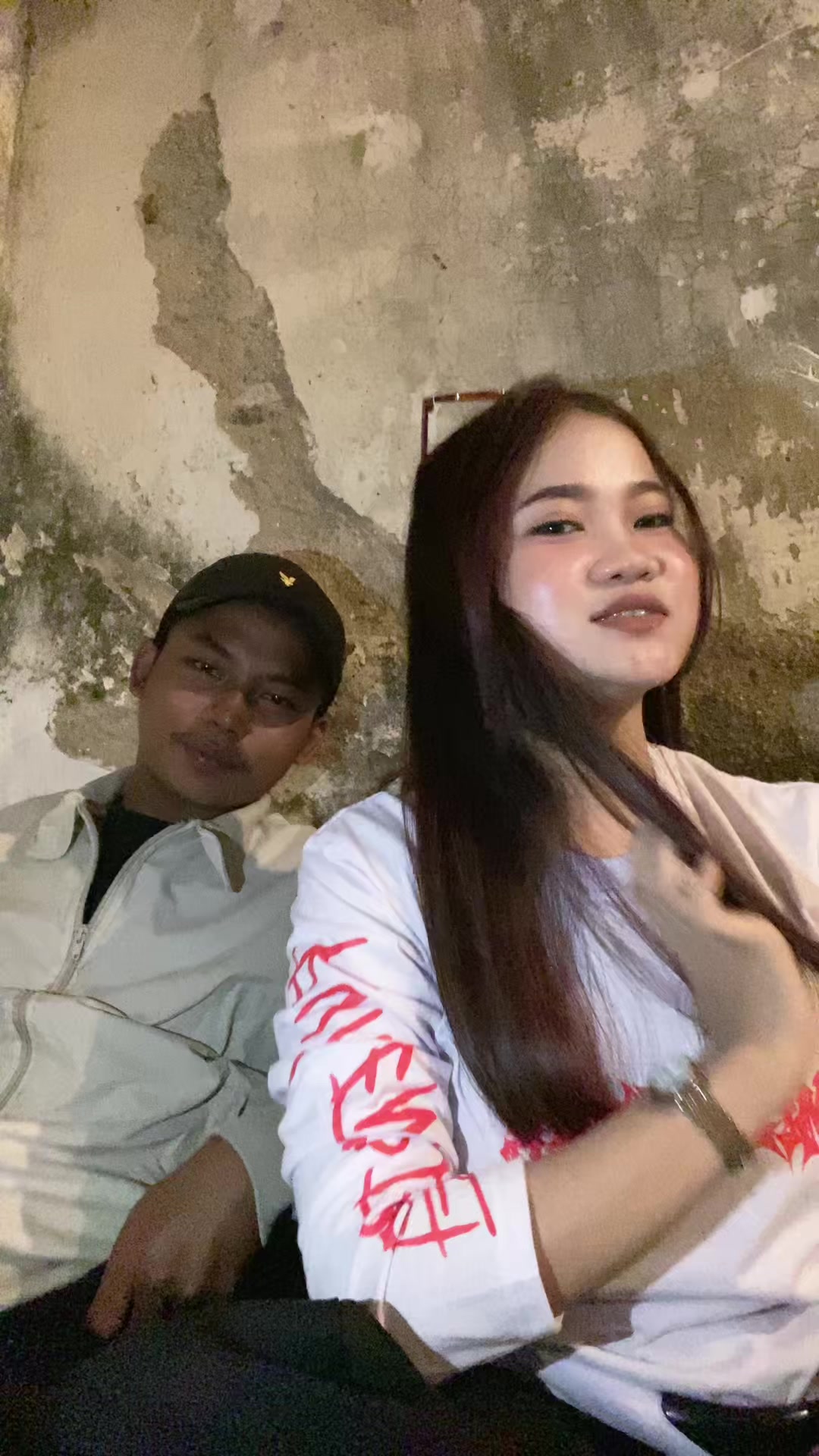 @whin🕷️