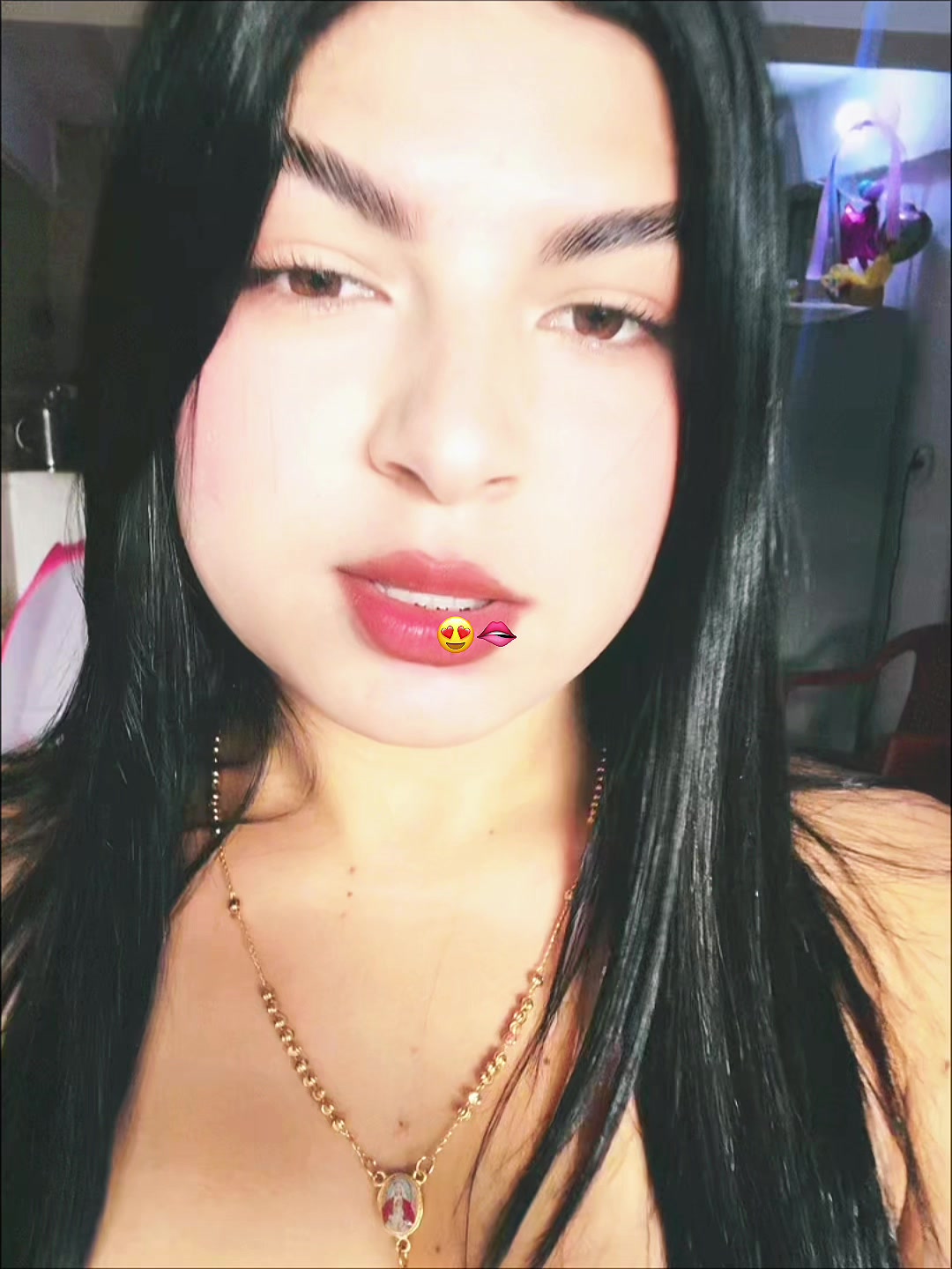 @🖤