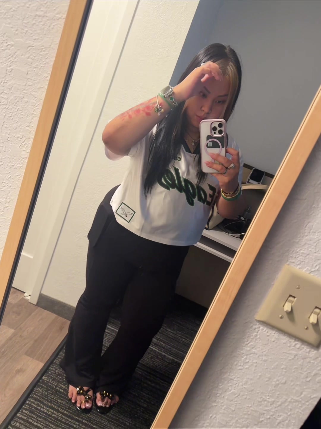 @pretty_jenni_vibes