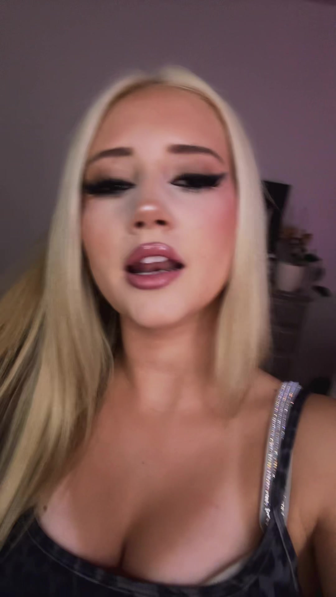 @🌀