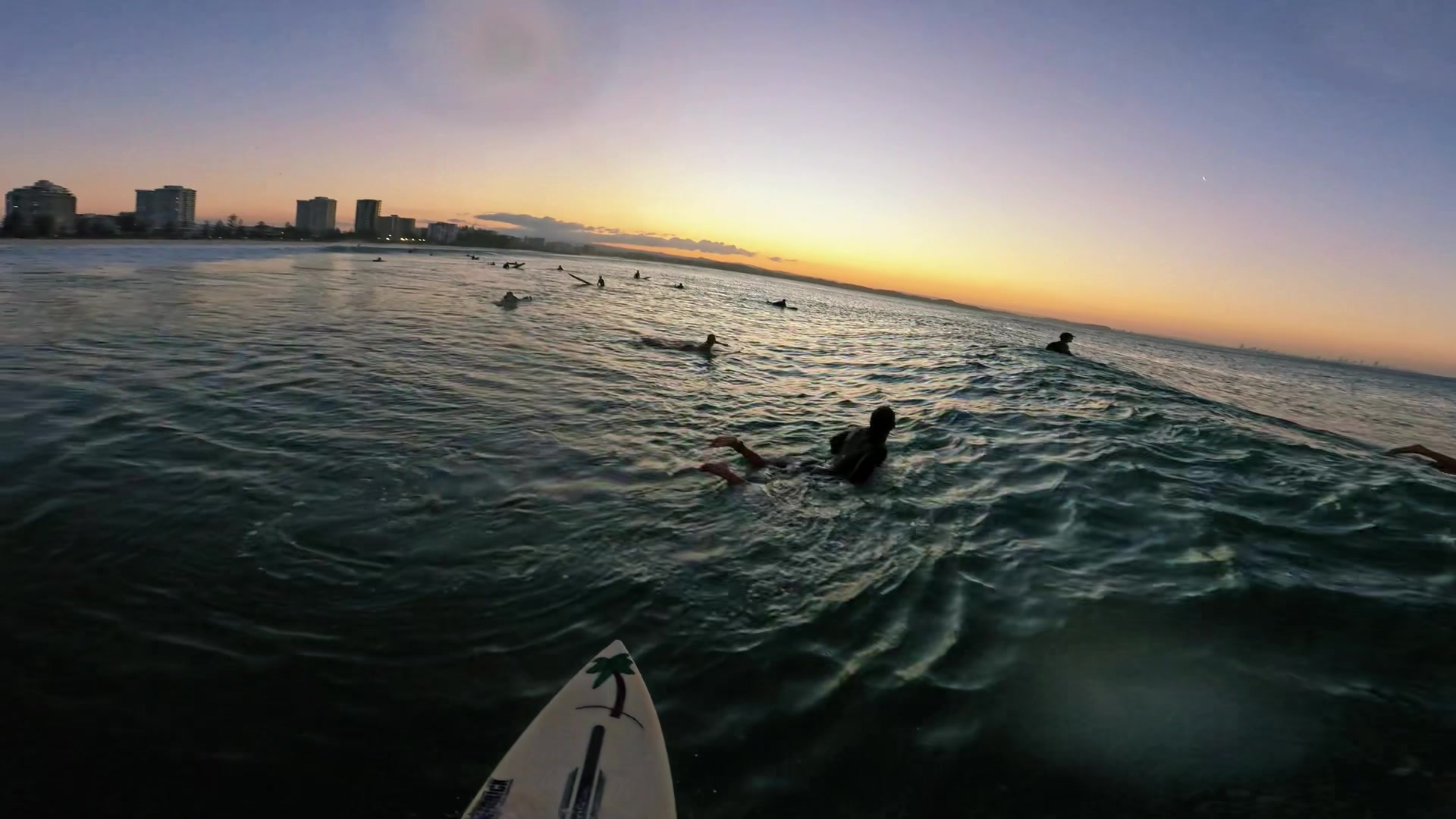 @Casey surfs🏄♂️