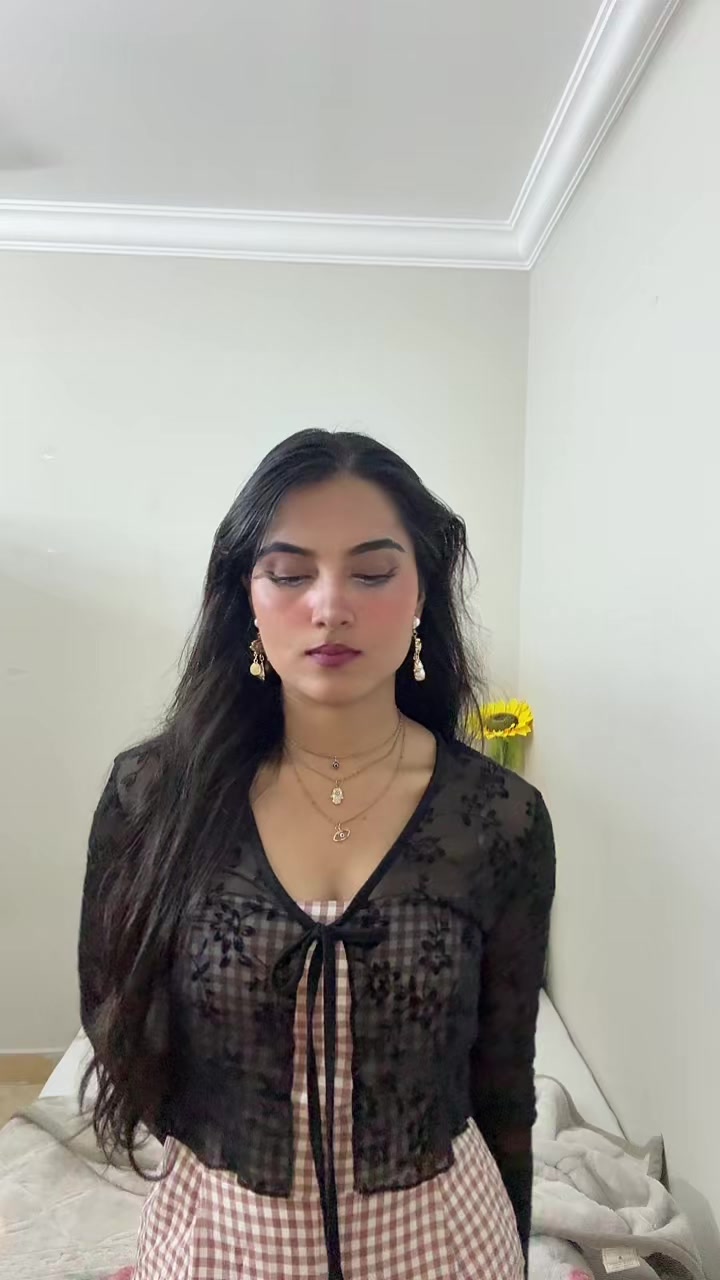 @ANISHA Khadka🧿