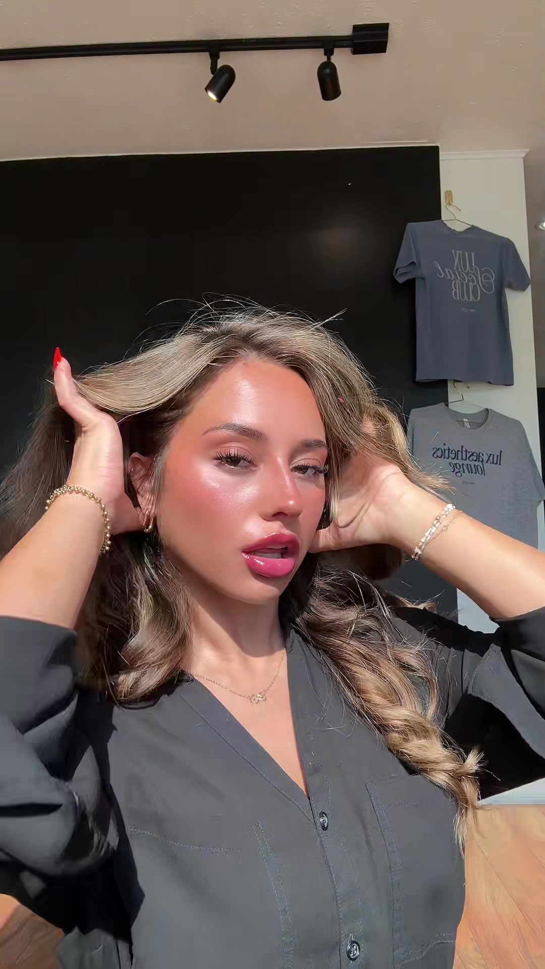 @lylaaonline