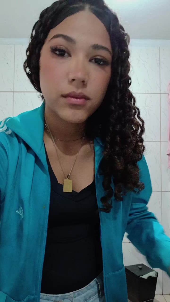 @Tainá🩷🩷
