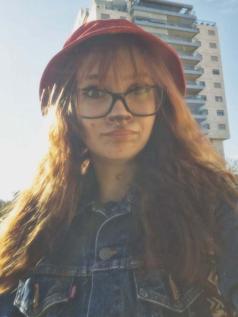 @Mary._.y