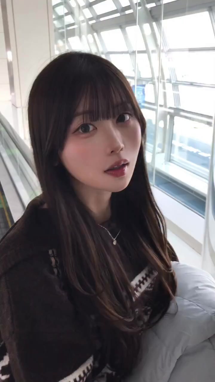 @山奈