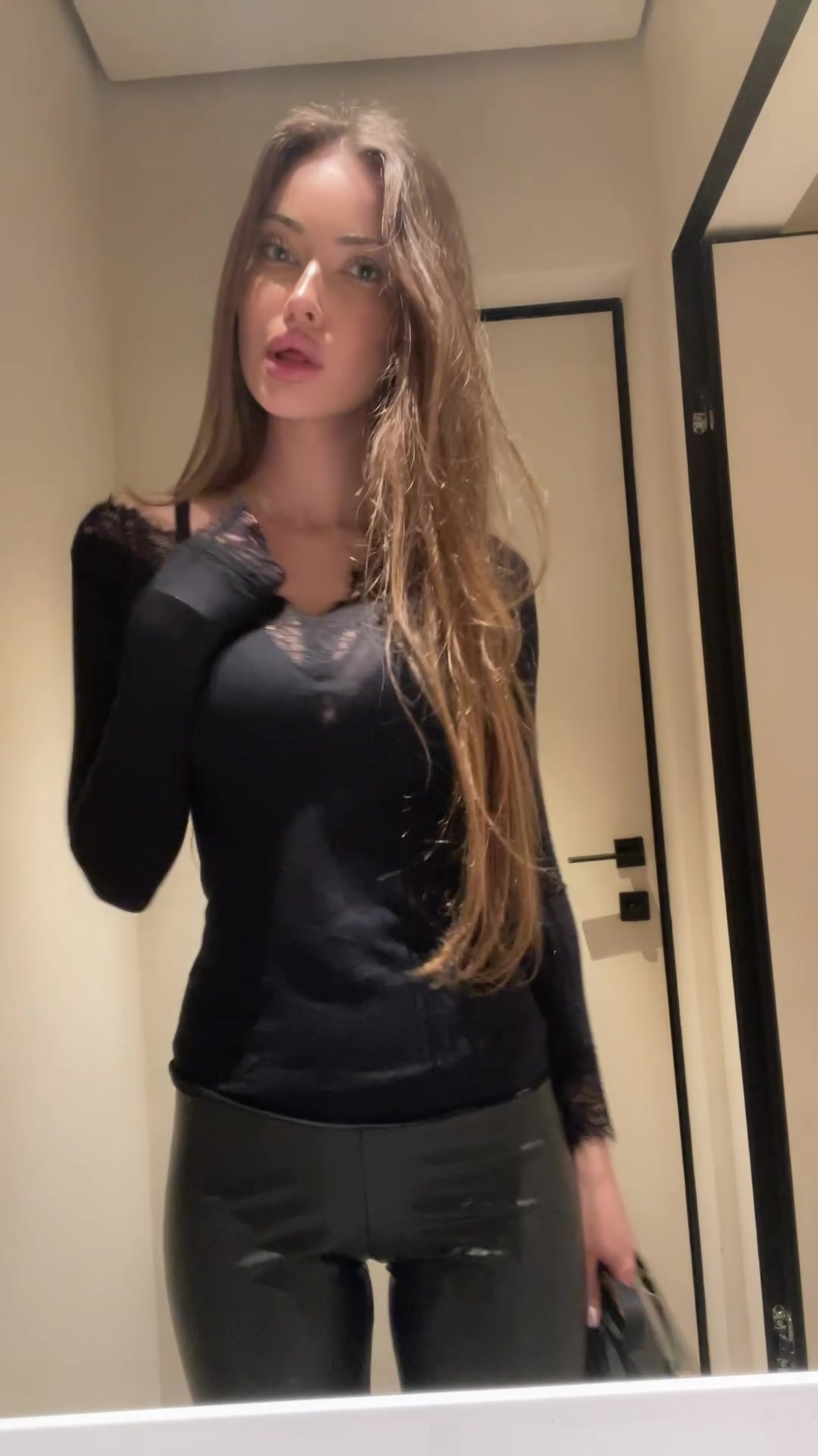 @ellina