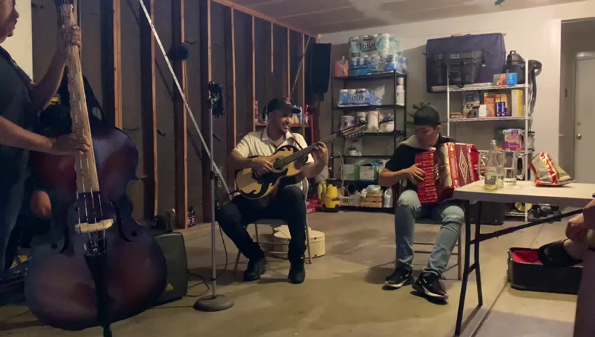 @Alexismorro🤠🎸🪗