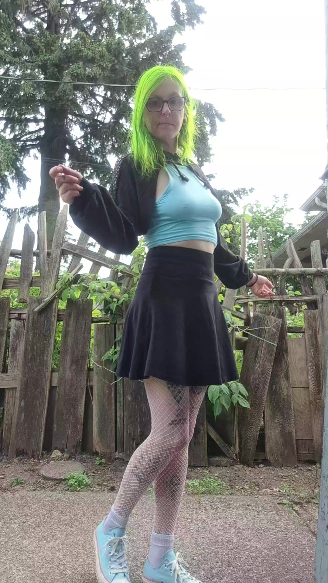 @friendlyalien 🇨🇦