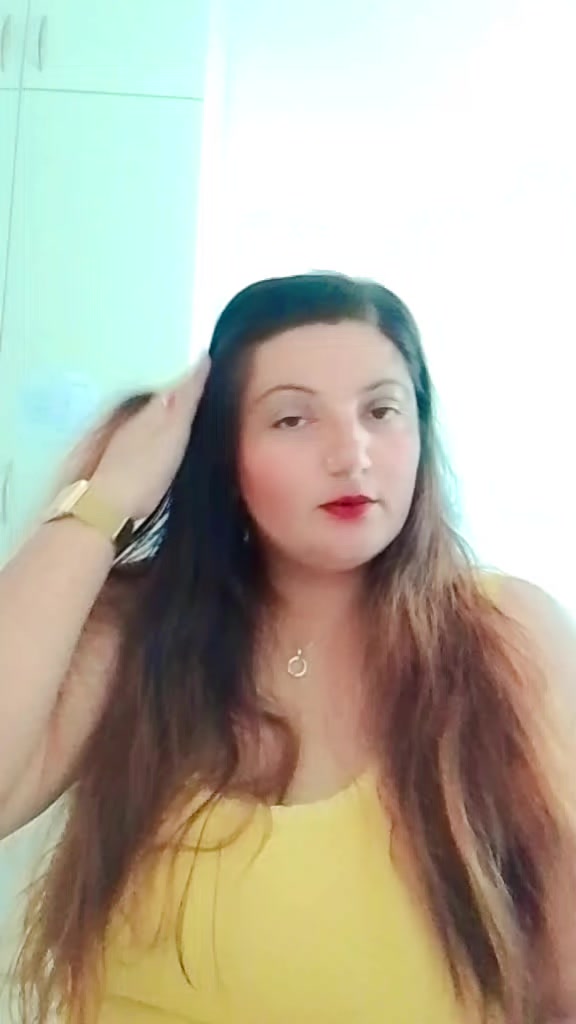 @SARITA👩❤️💋👩🫂🇳🇵🇦🇪