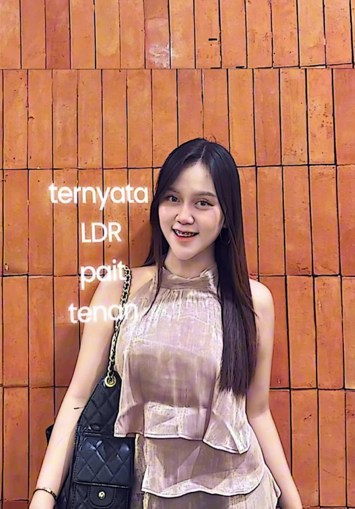 @Tiaralintang_
