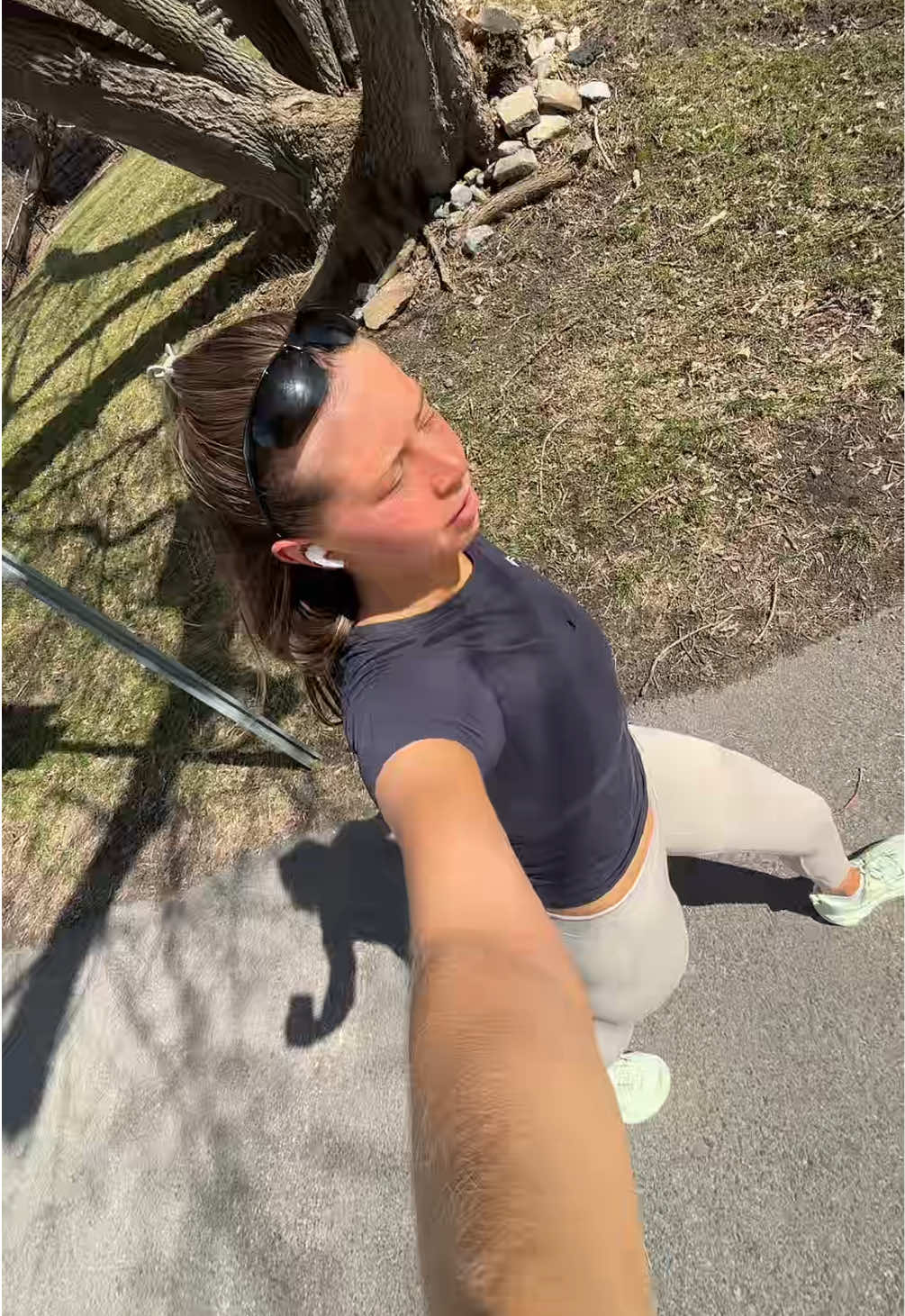 @clairemjohnston