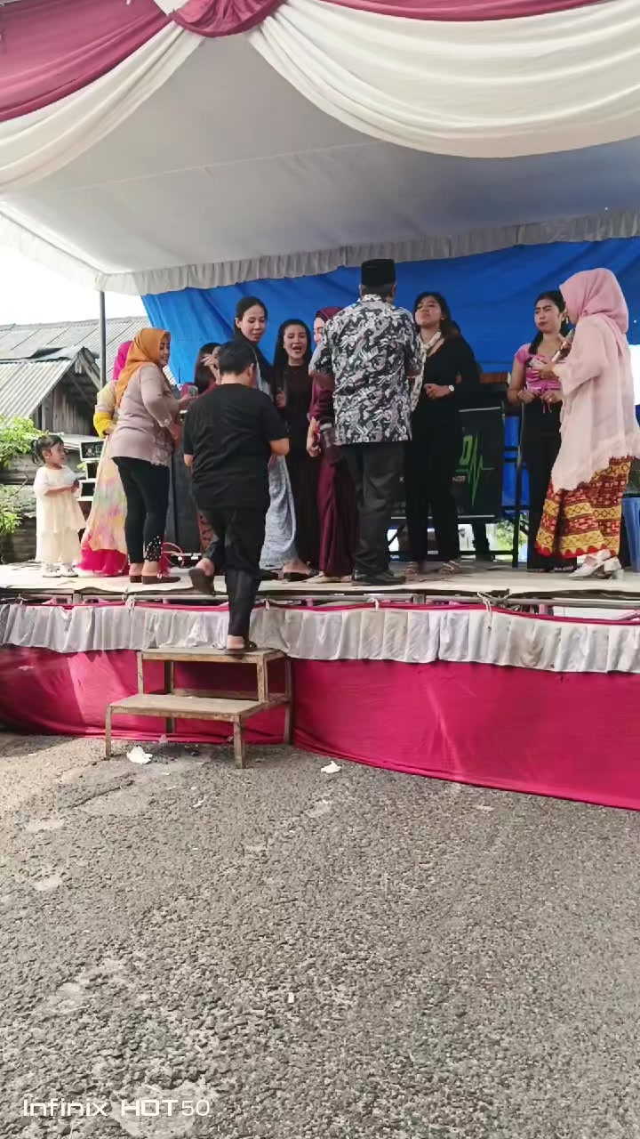 @Esna janda cantik  ✨🥰