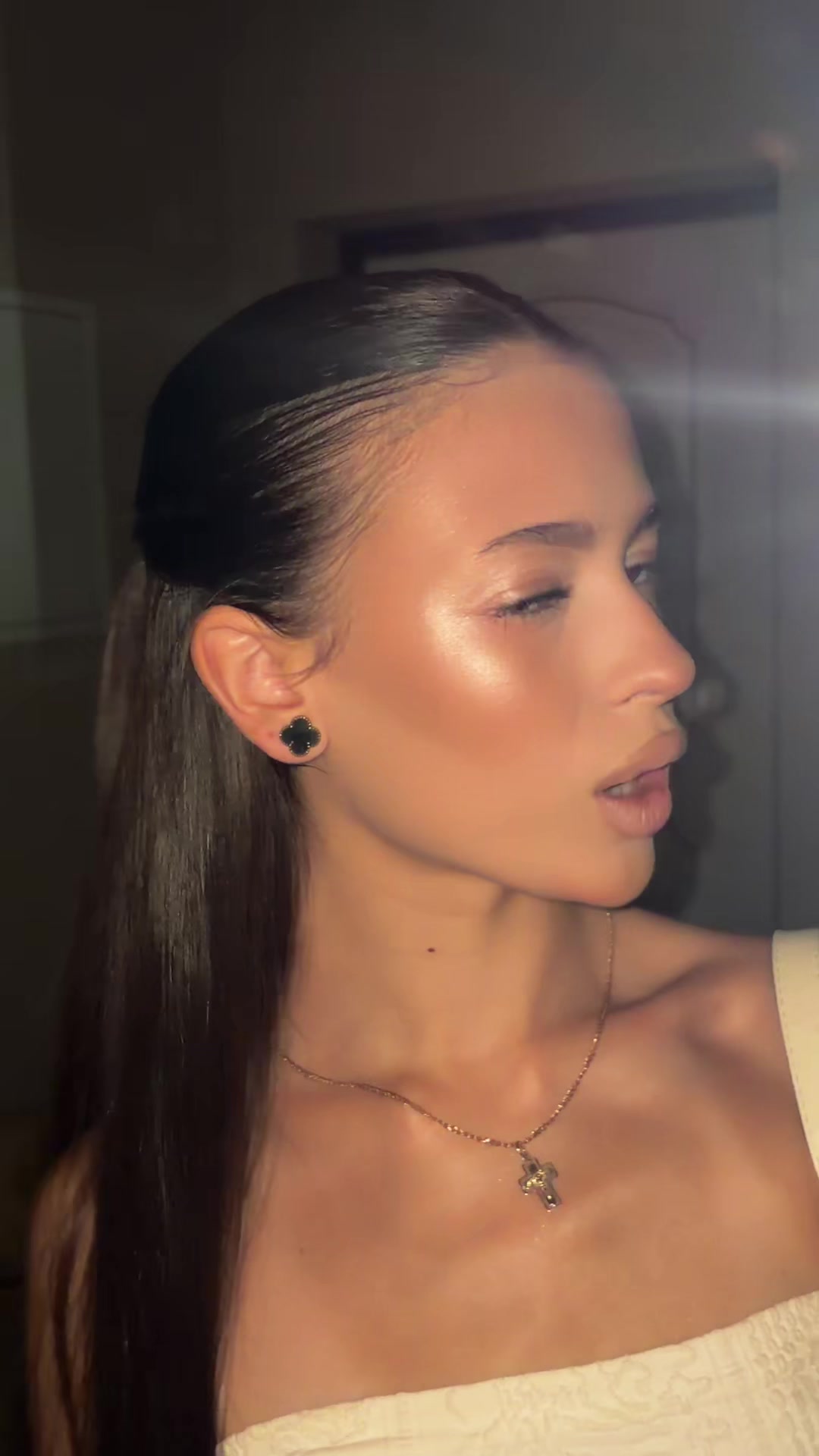 @𝒜𝓁𝑒𝒸𝒽𝓀𝒶
