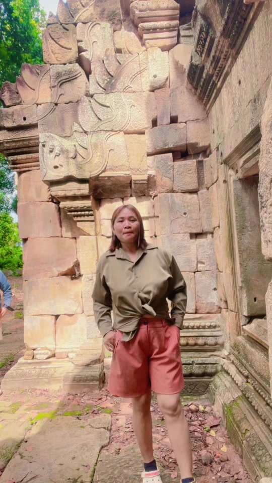 @ចាន់រ៉ាត់សាវ៉ា💜🦋🦋🥀🙏