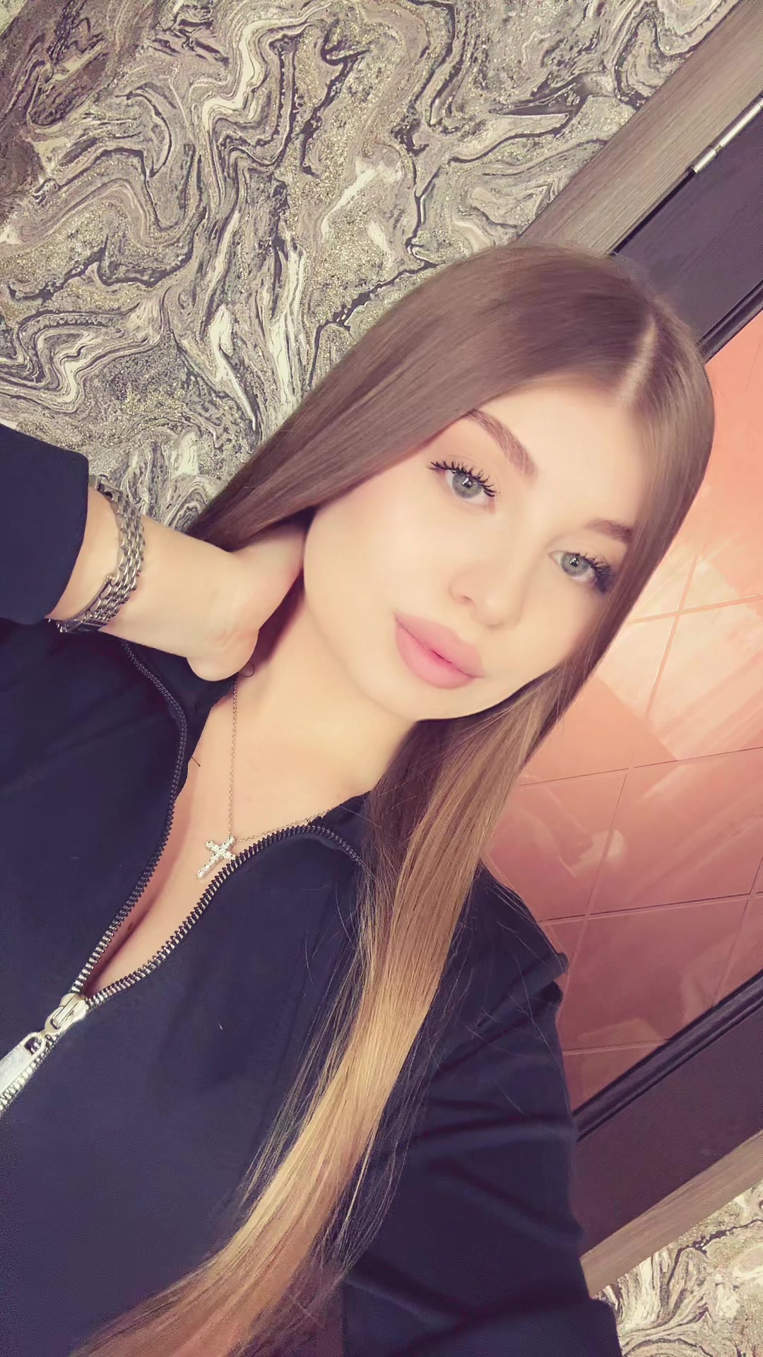 @Manykova