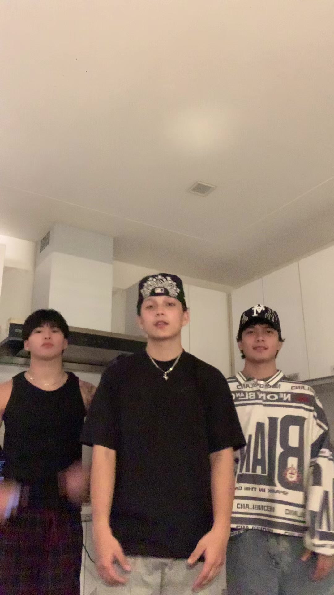 @Phinokyo