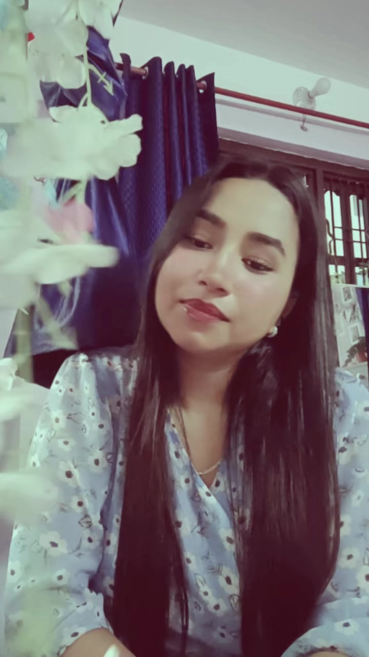 @_A S H 🌻 K A_