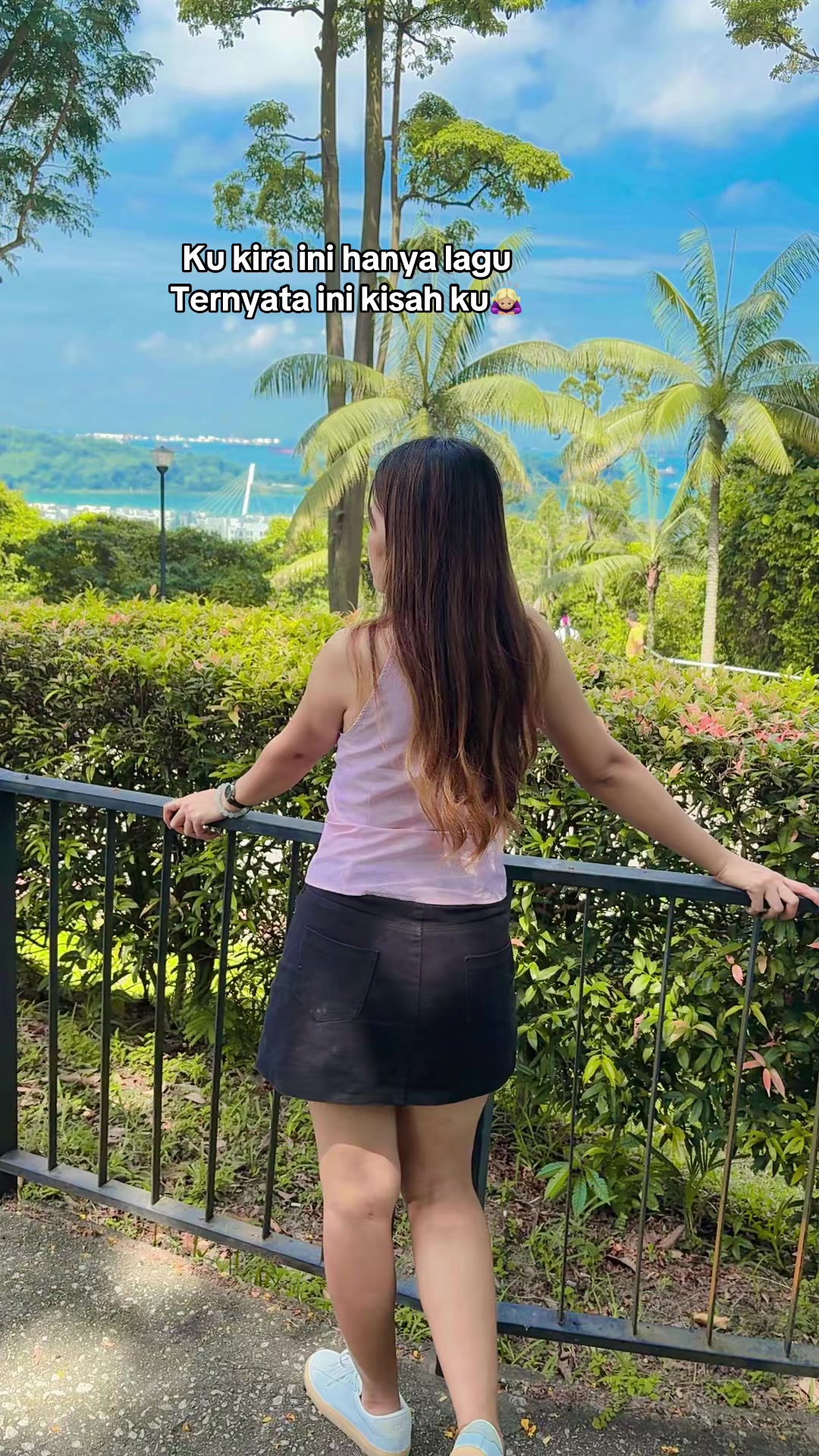 @faniaa