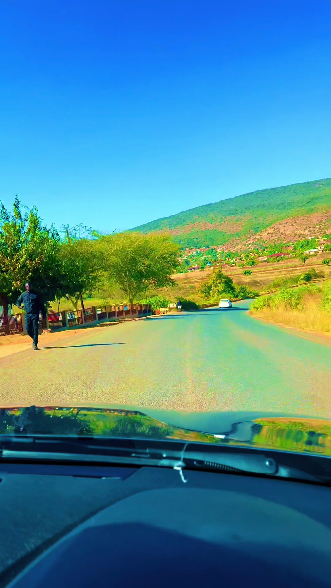 @Ndzumbu🇿🇦