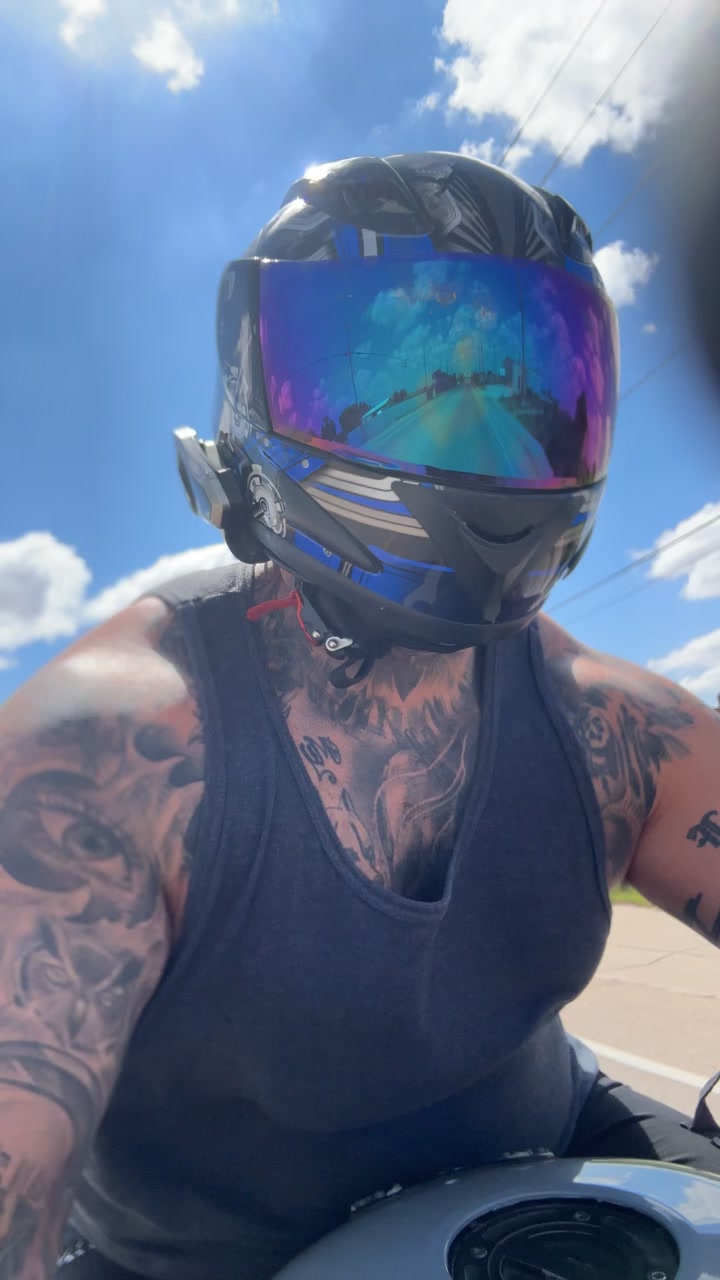 @BlueCollarBoxeR