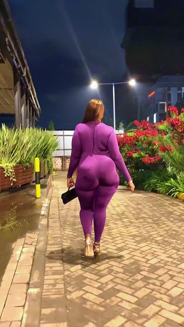 @her_thighness0