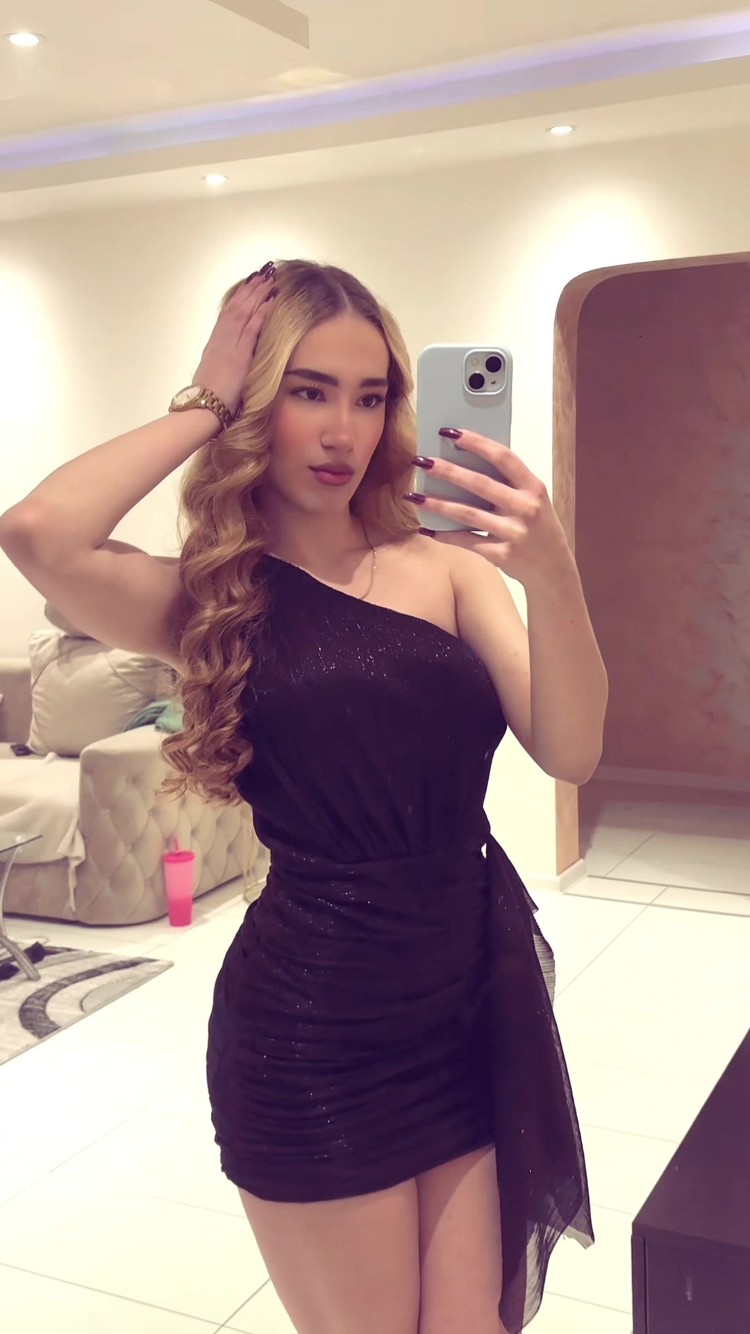 @Теодора🎀