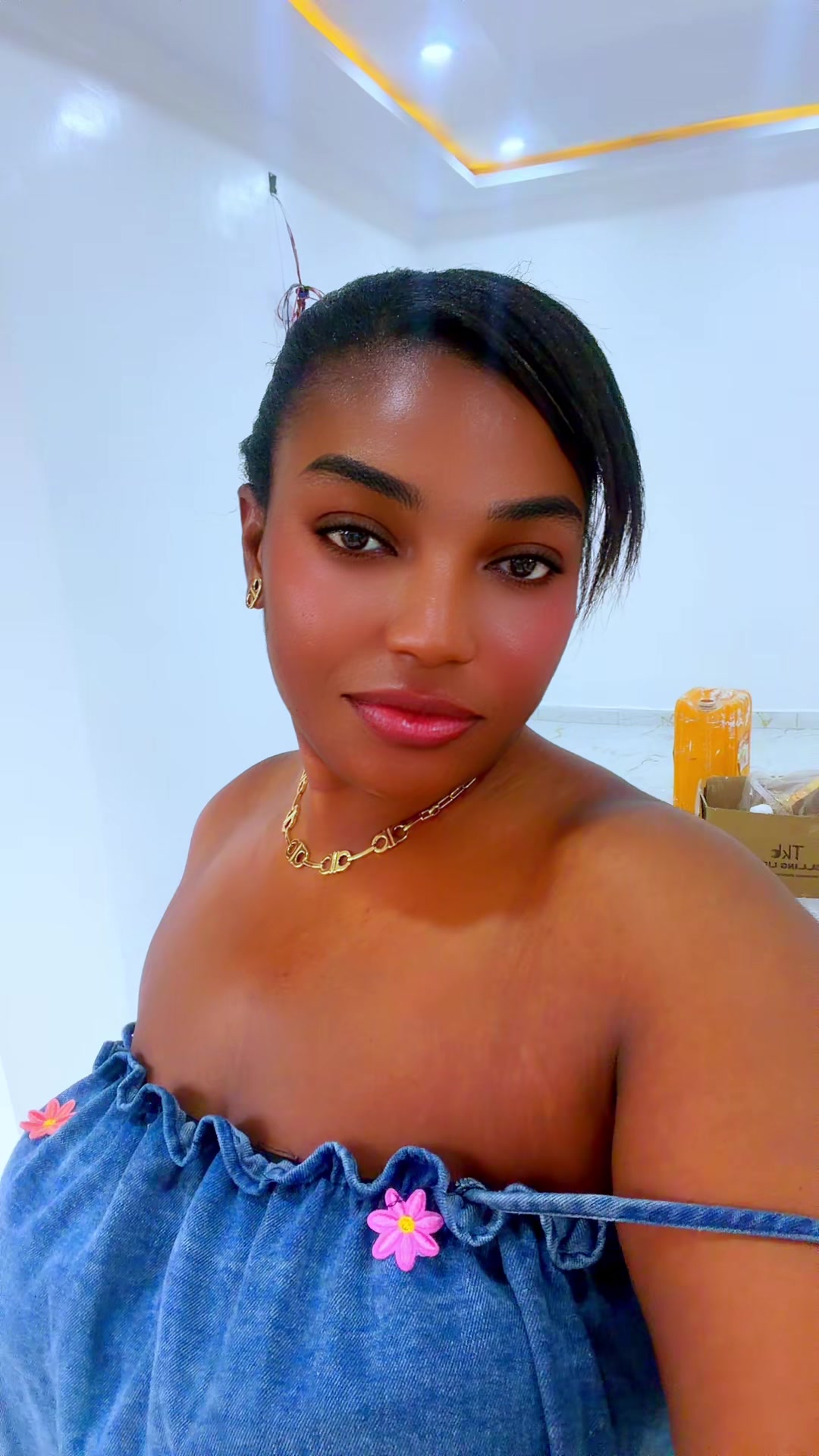 @TIKTOK QUEEN 1🫅🏻🇬🇭