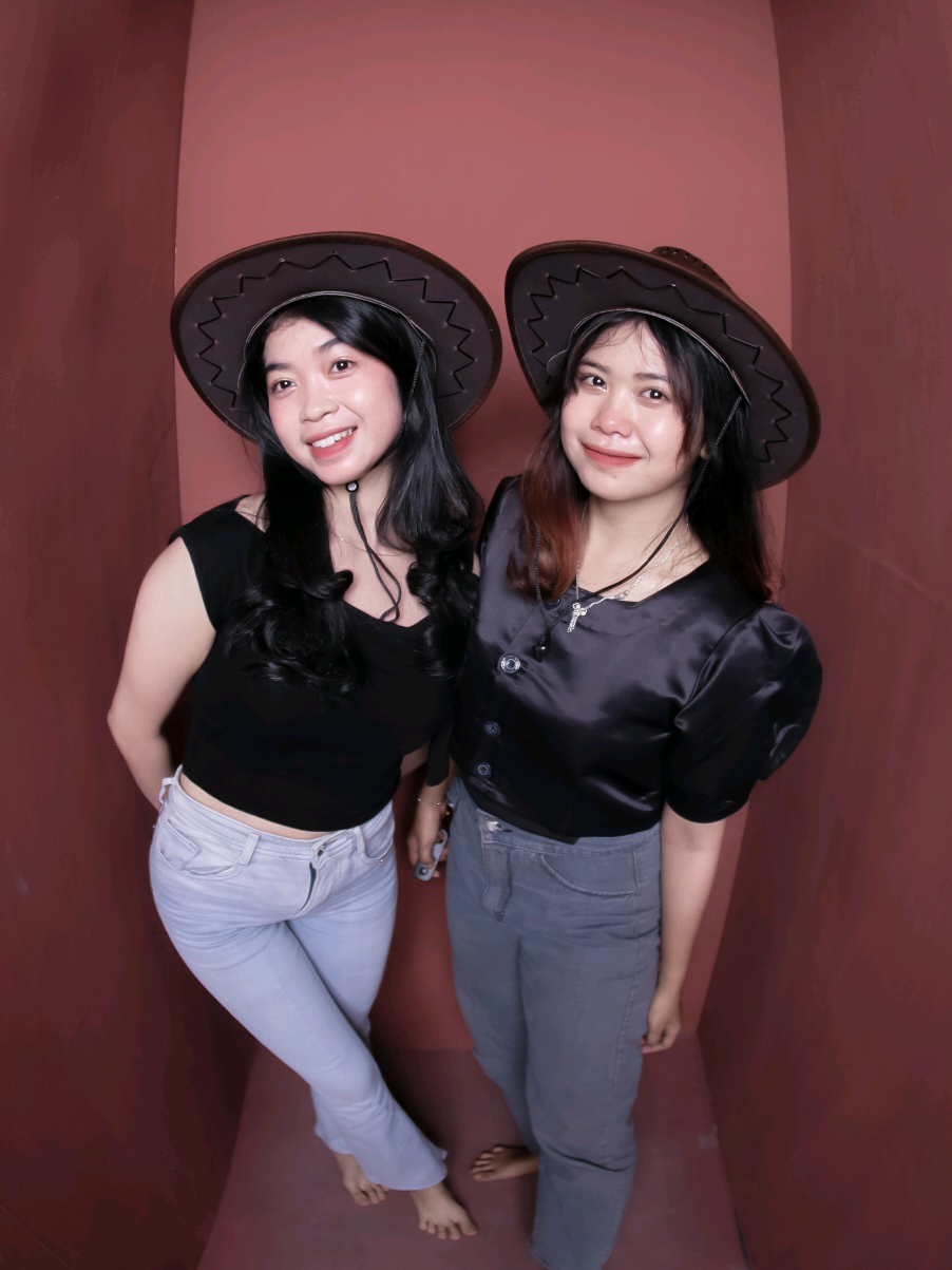 @Lucky Lens Studio Foto Rembang