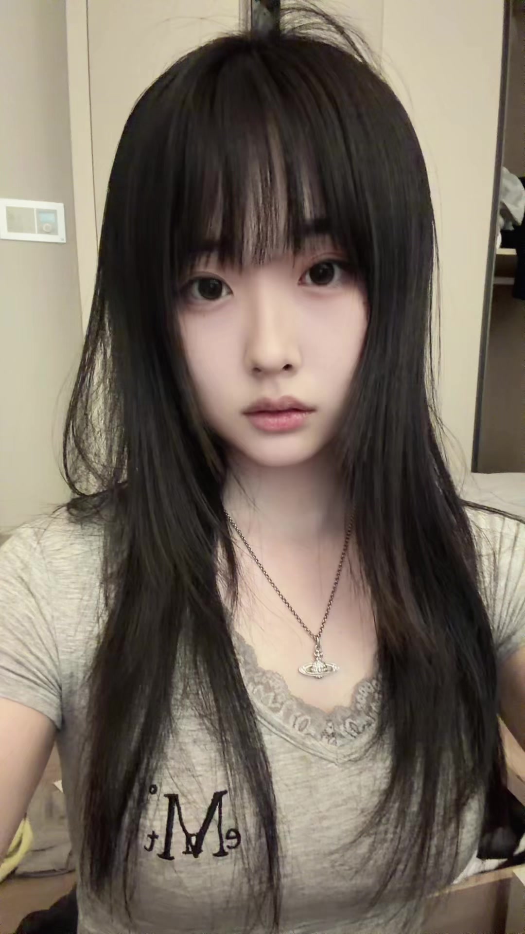 @냐