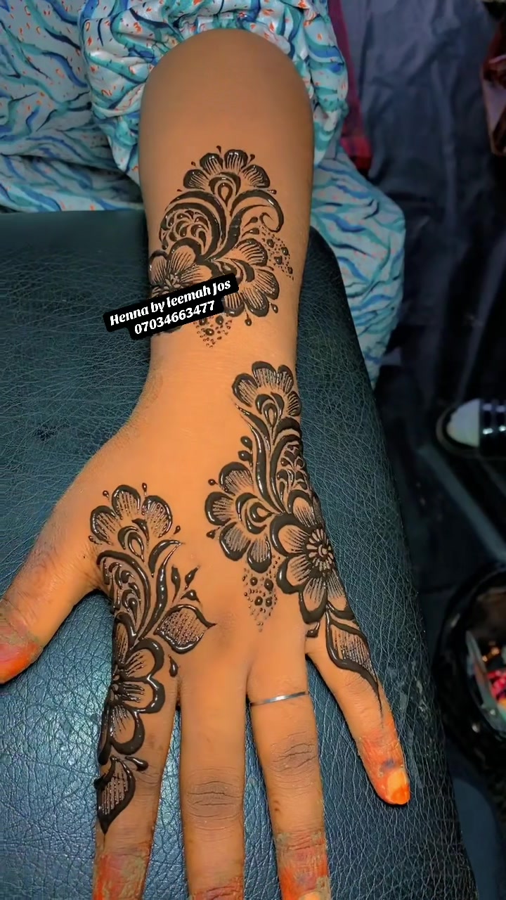 @Henna by Leemah jos