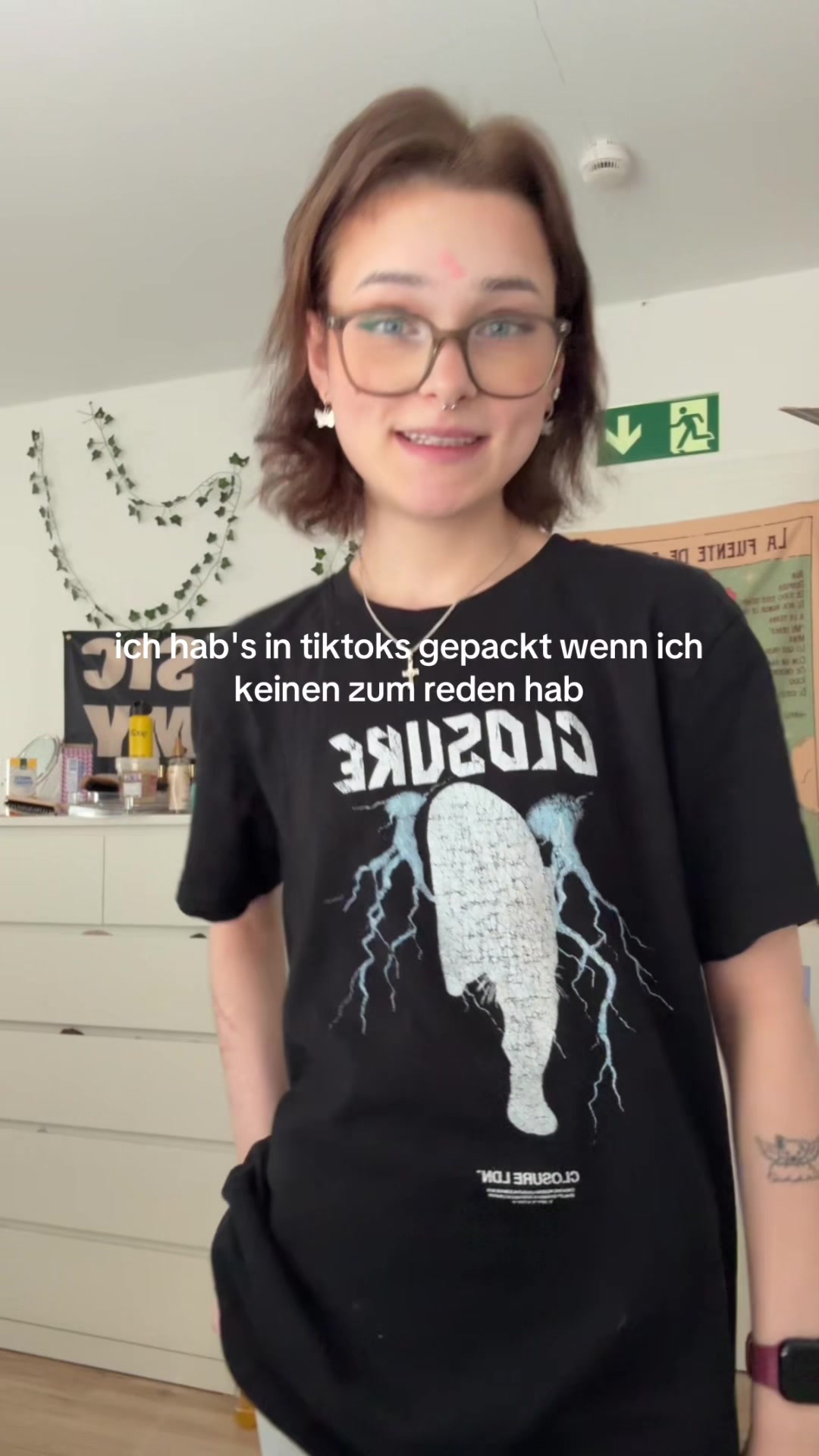 @￴