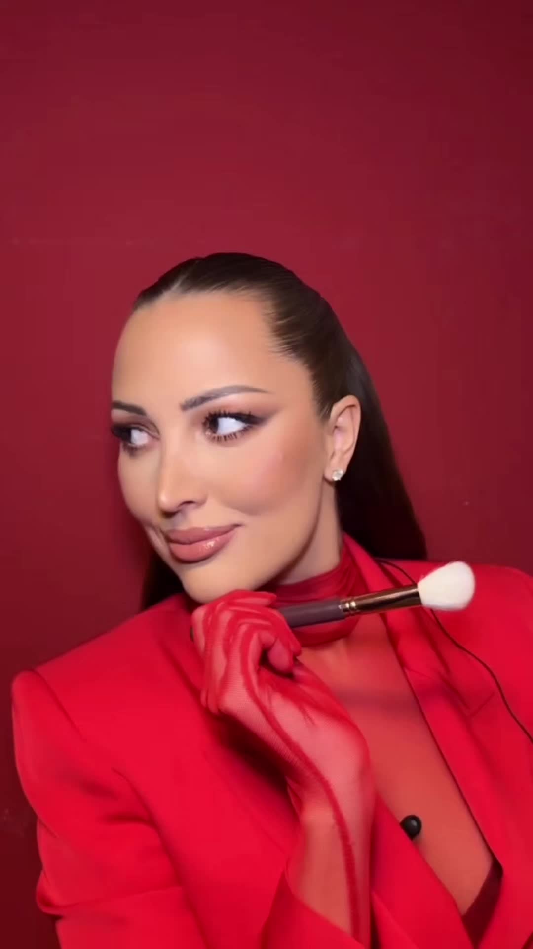 @𝓛