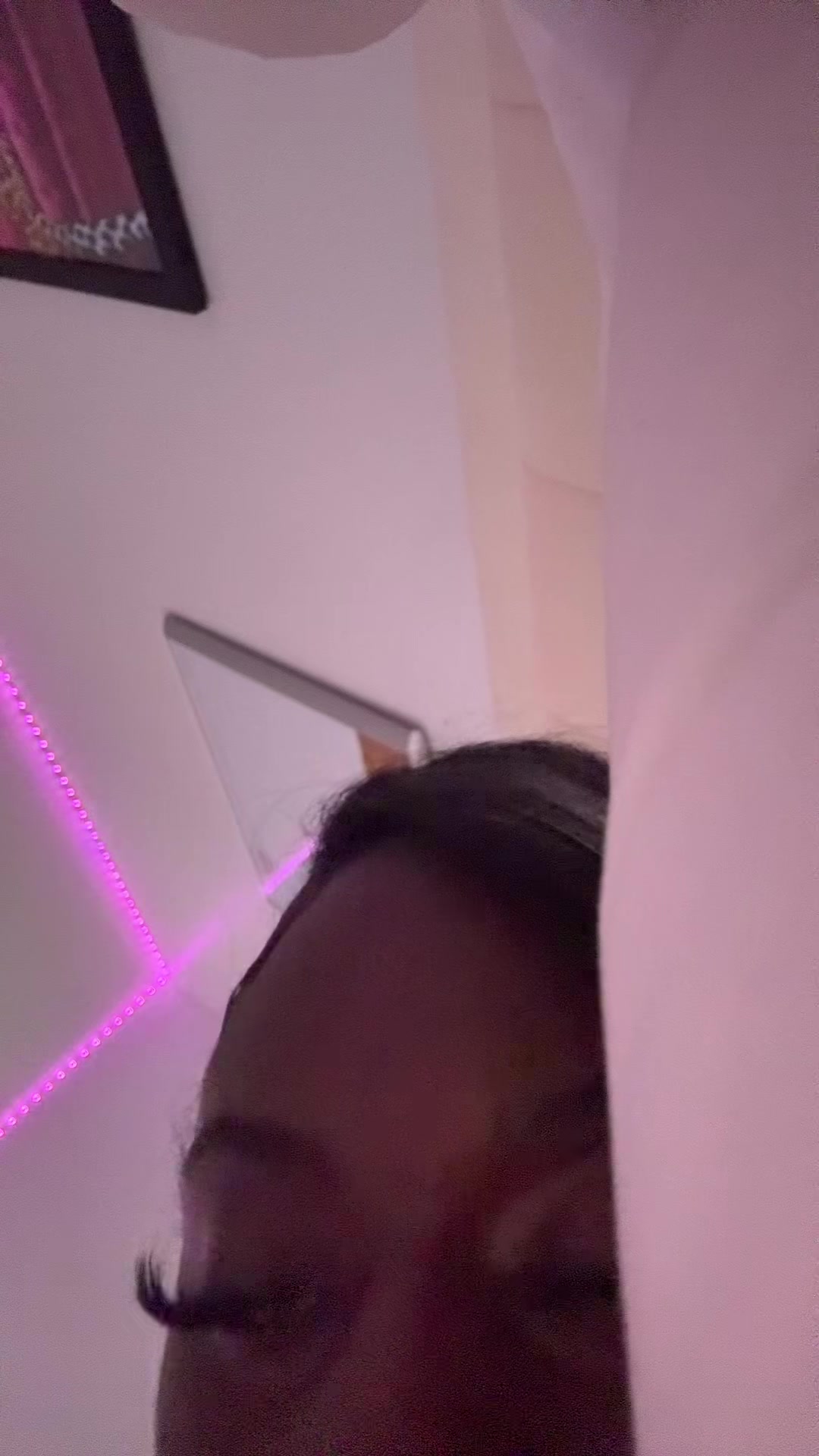 @nellee
