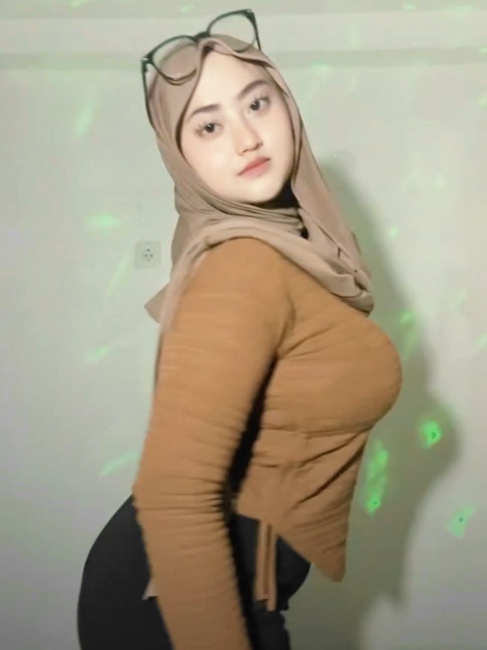 @𝗛𝗦𝟭𝟭