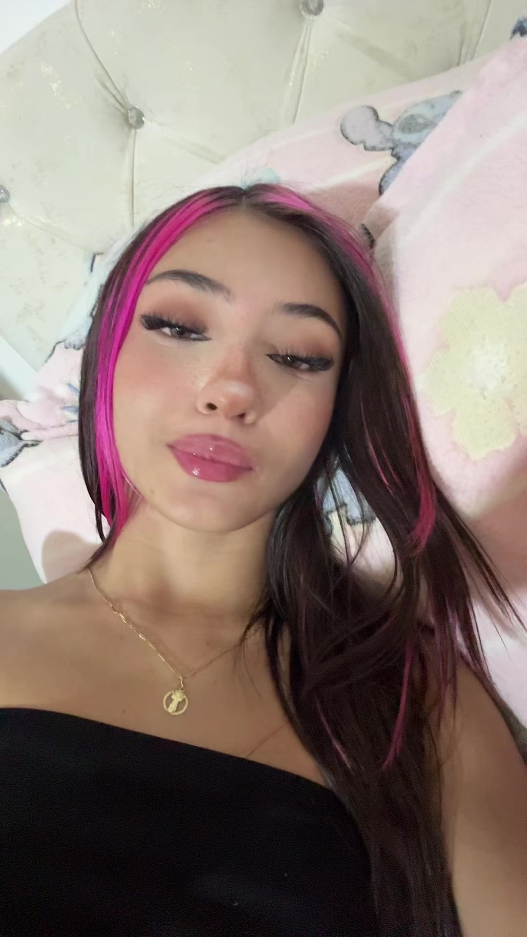 @Zharic Manuela