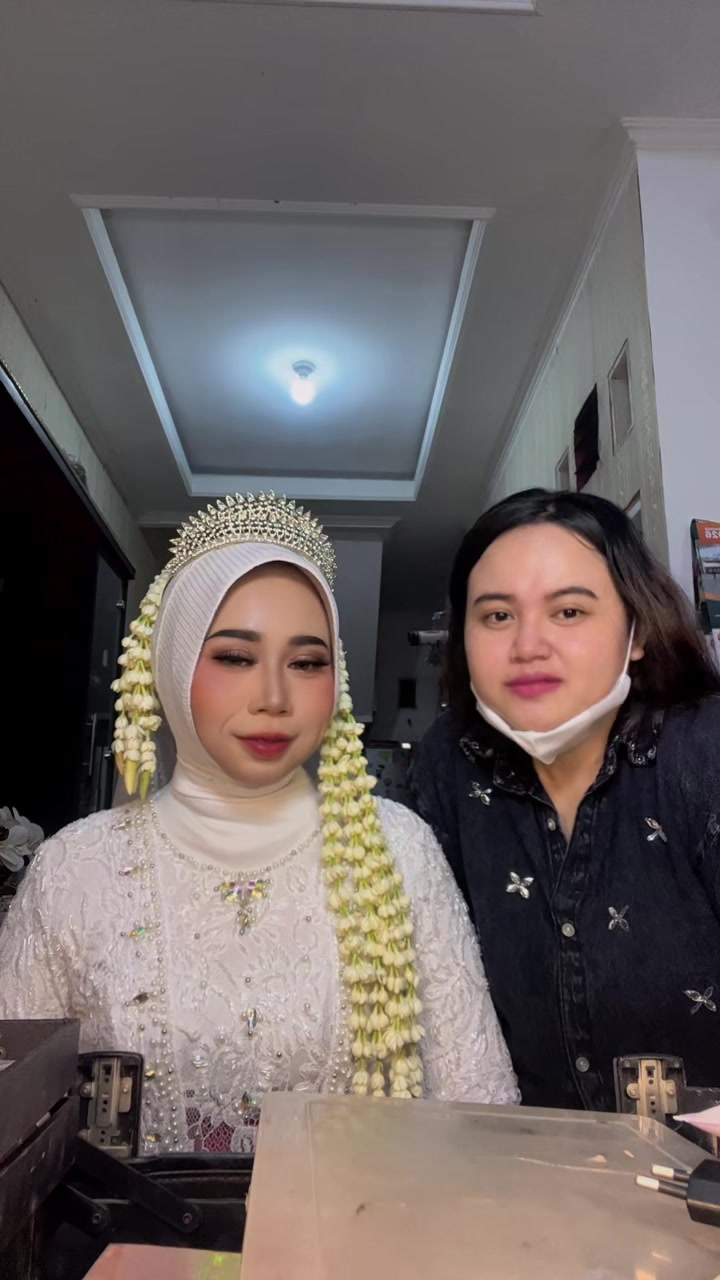 @Elmadwiyanti17_makeup