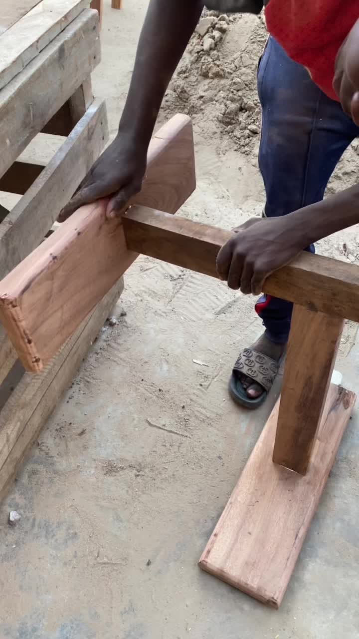 @Modern furniture 🔨🇺🇬