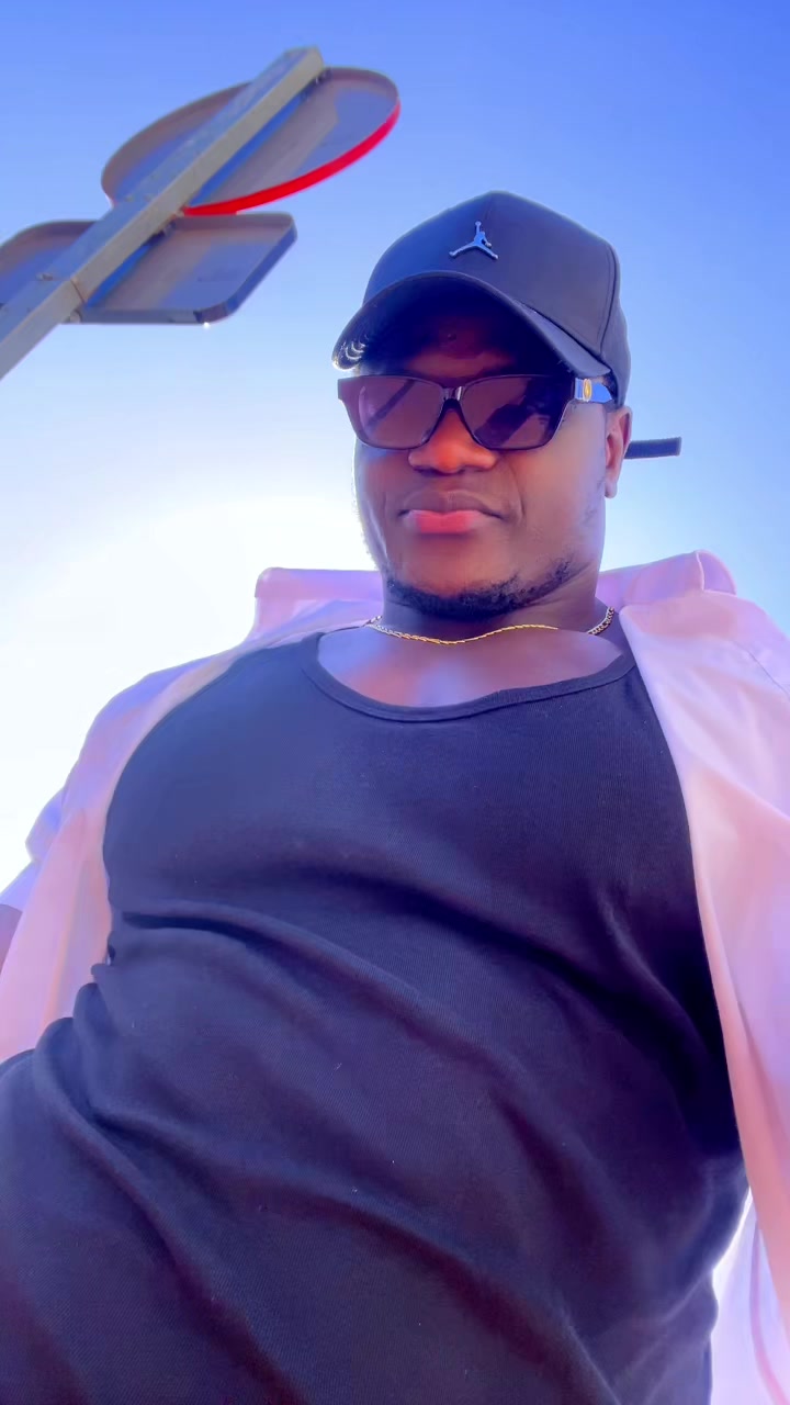@weuzdiambar0🇸🇳🇫🇷