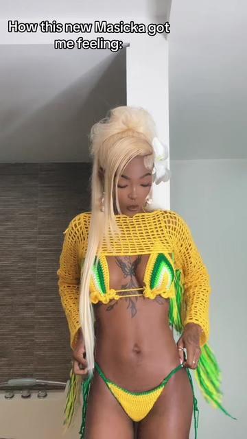@BADBRAT👩🏽🎤