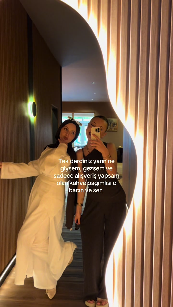 @𝑹𝒐𝒔𝒆𝒉𝒓𝒂 ✶
