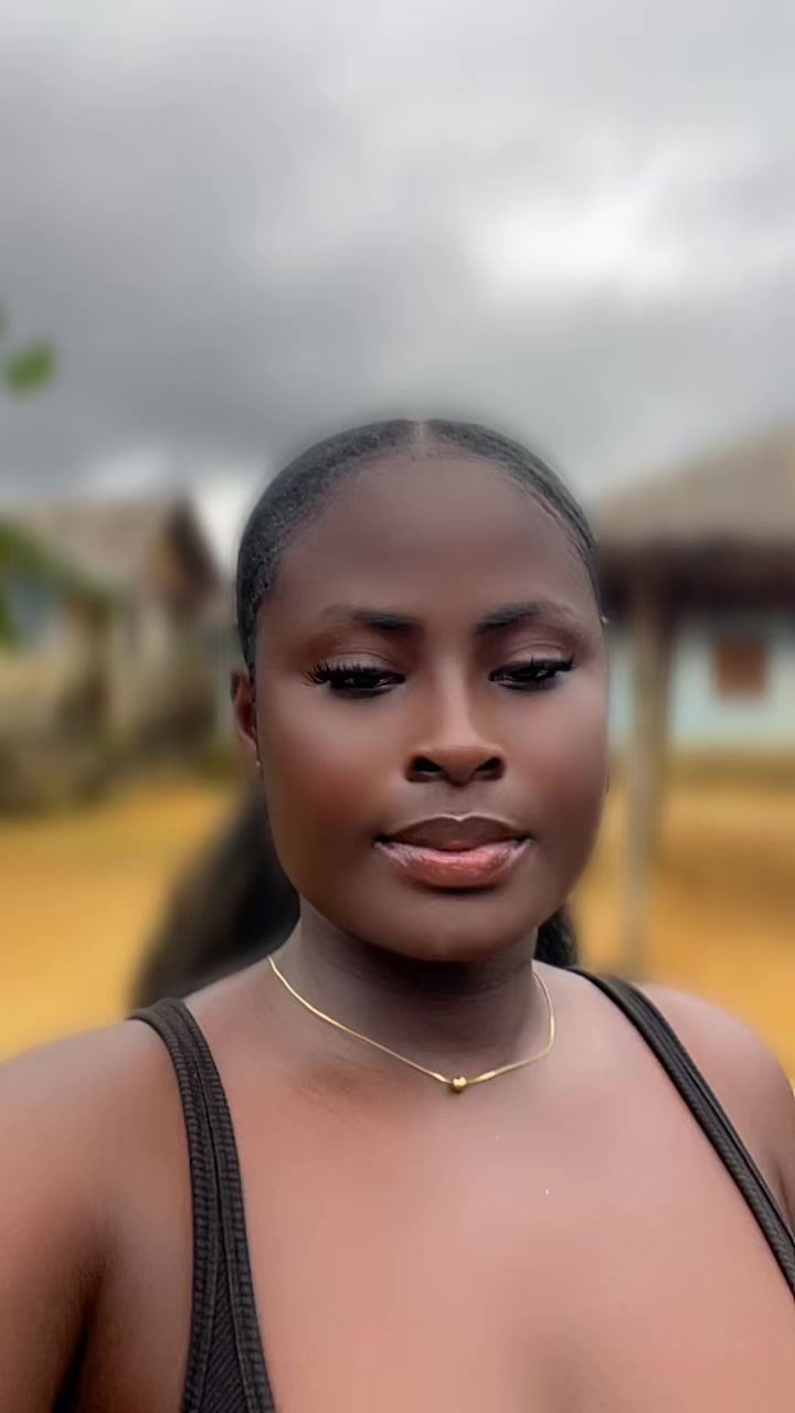 @Efya 🇨🇮Fila 🇬🇭❤️🙈