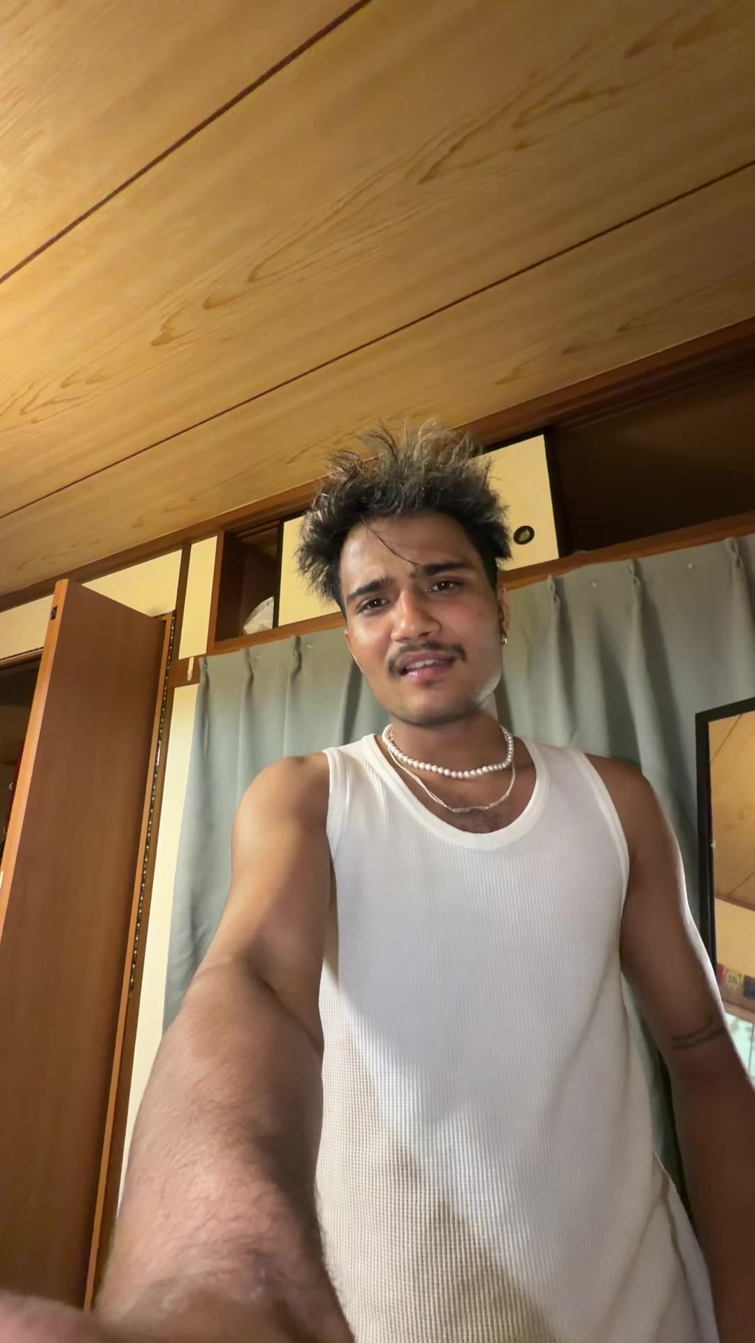 @___☀️Sakshyam__🧿