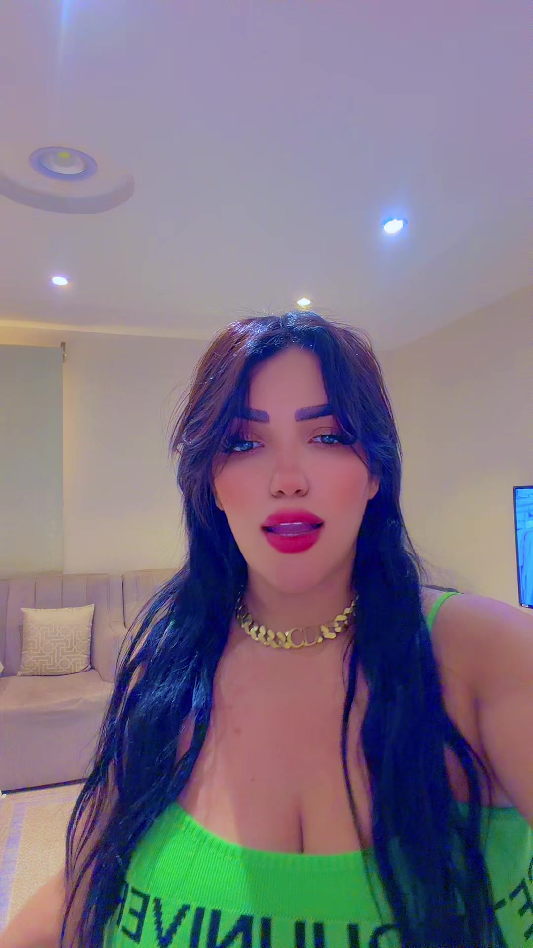 @👑sahoura👑