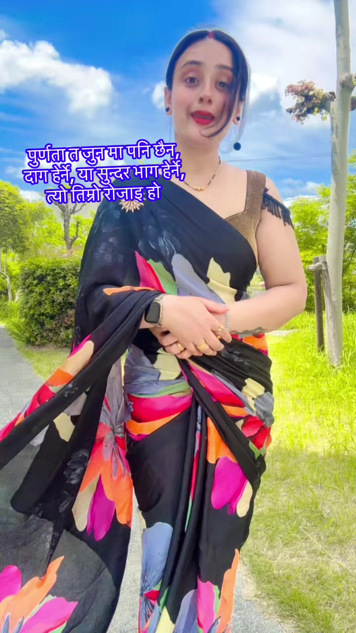 @रोश्ना🫰