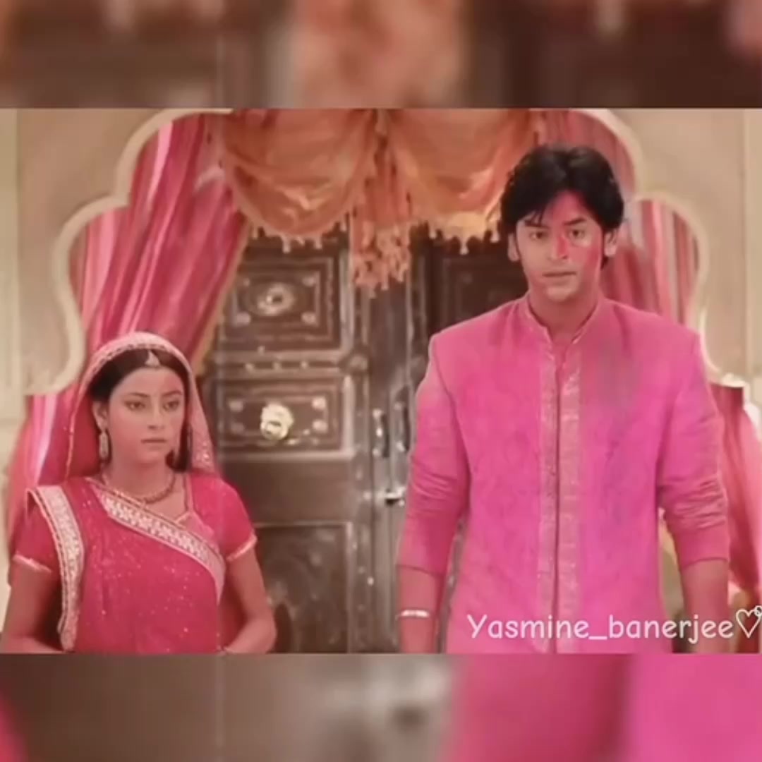 @Yasmine_banerjee ༘♡